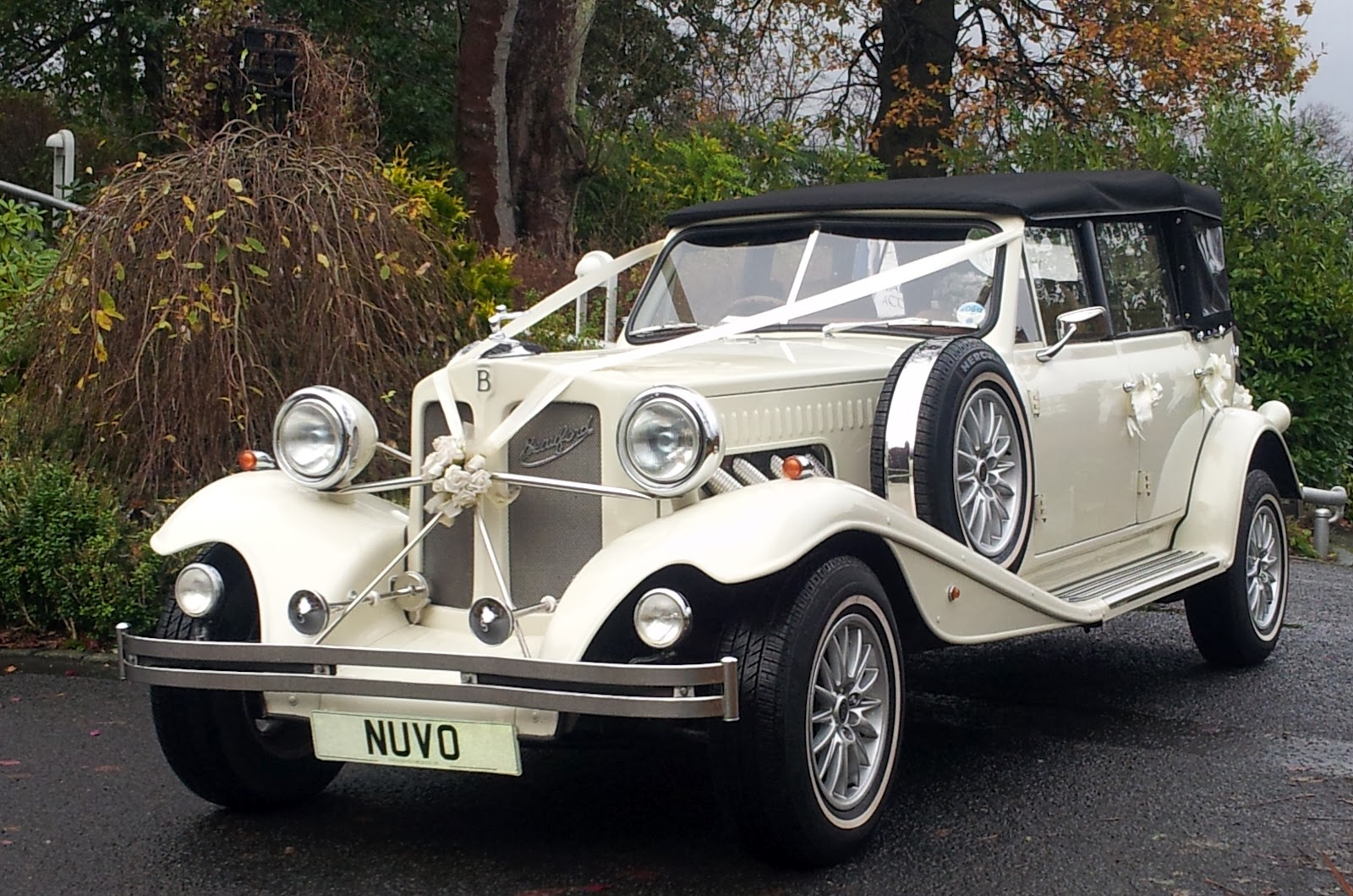 Wedding Limousines Scotland Special Offer Beauford Car Special Offer Beauford Wedding Car
