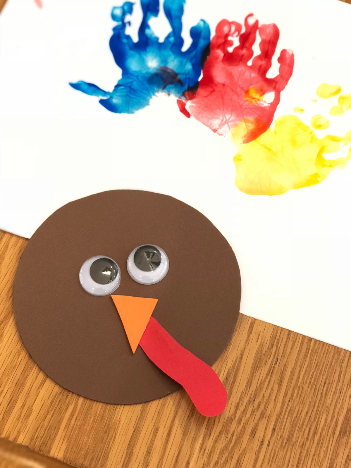 toddler-approved-easy-handprint-turkey-craft-for-toddlers