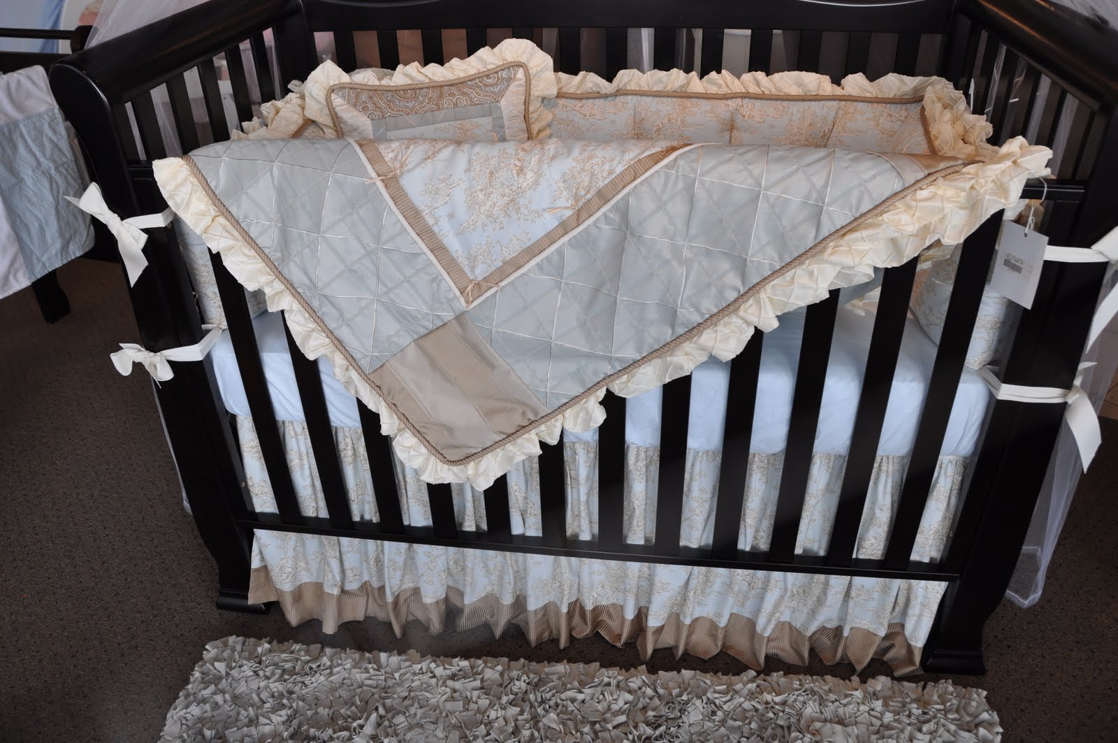 Bellini Cribs Nursery Furniture Sets Bellini Vanessa Convertible
