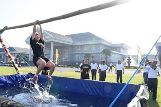 JOINT TRAINING CADET ROTC US ARMY DENGAN PRAJURIT DAN TARUNA AAL