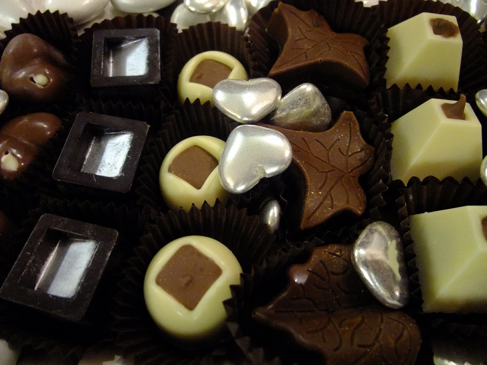 İpek Butik Pasta ,Çikolata ve Kurabiye söz ve nişan çikolataları