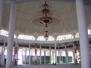 model lampu gantung masjid dari kuningan