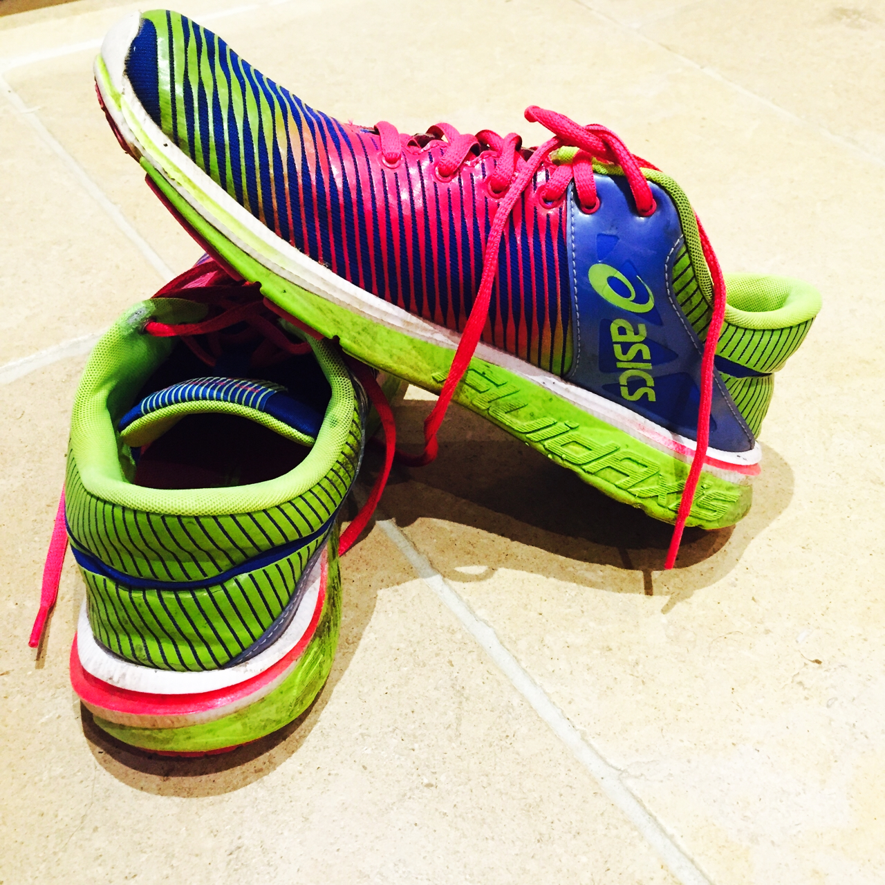 asics natural running shoes