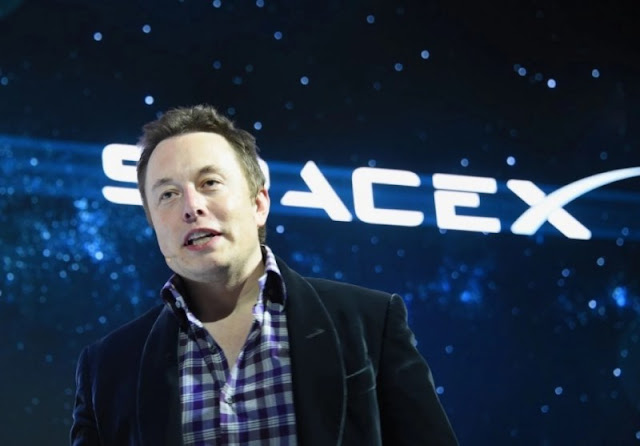 Elon Musk Unveils “Mind Blowing” Mars Mission