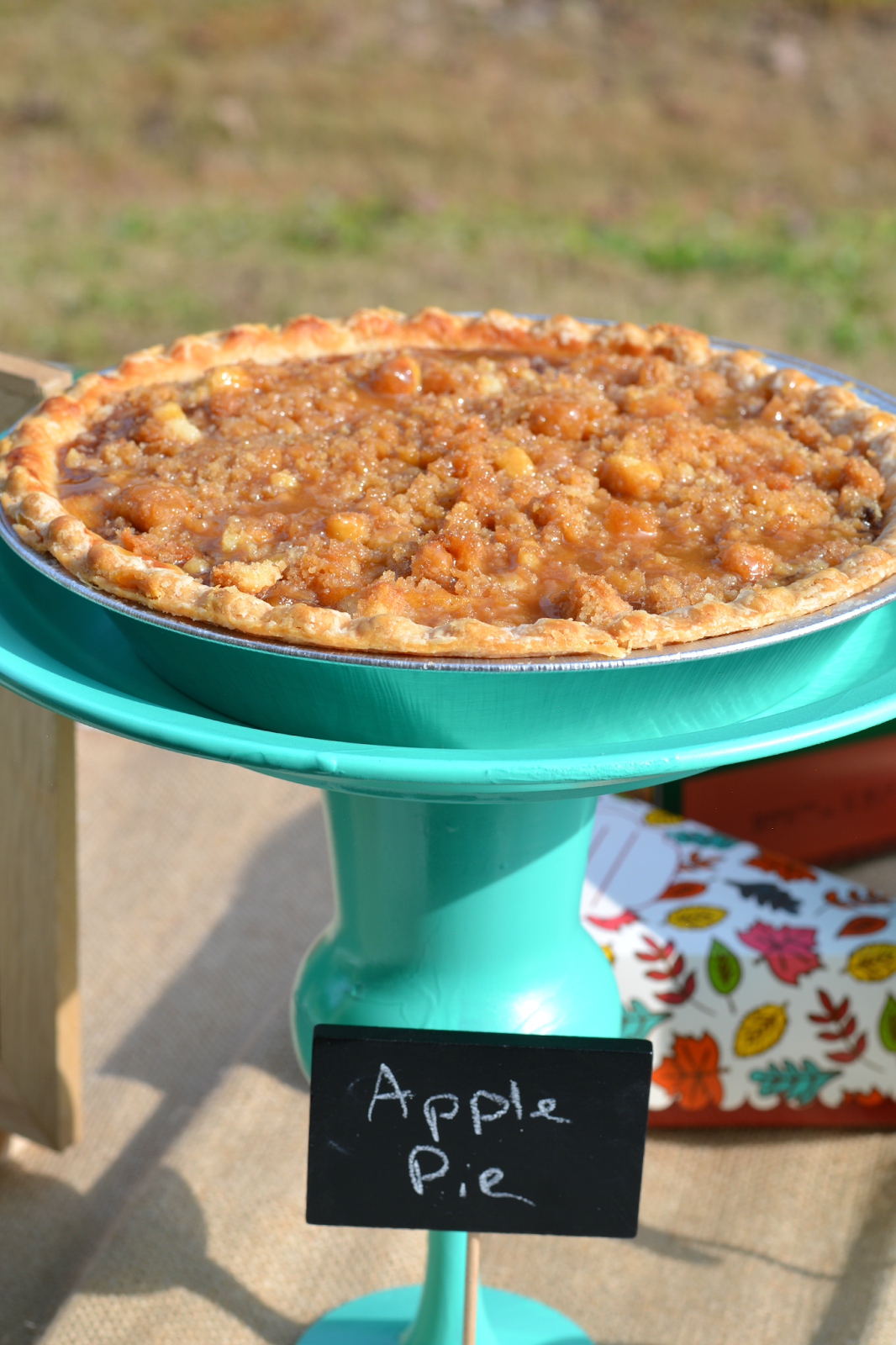 apple pie with salted caramel crumble topping