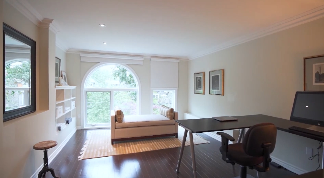 Tour 35 Marlborough Ave, Toronto vs. 26 Interior Design Photos