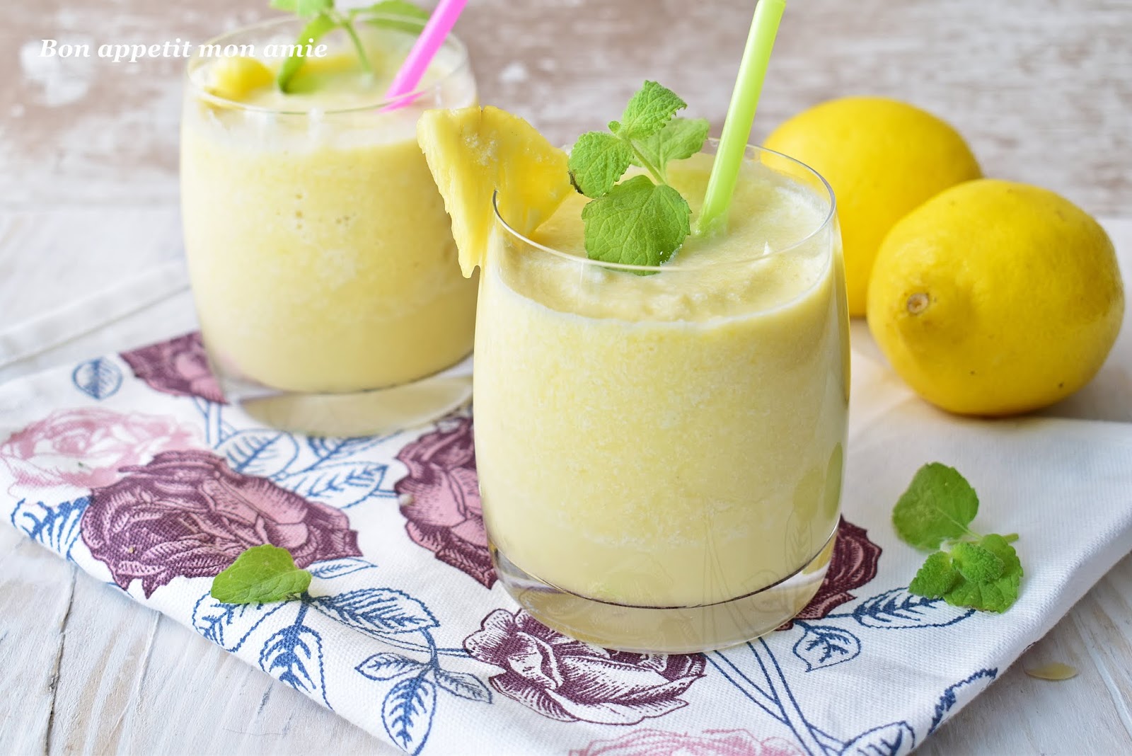 Bon appetit mon amie Piña colada bezalkoholowa