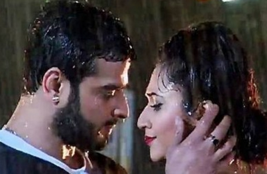 Raman Ia S Sensuous Bathroom Romance Recreates Old Love Raman Ia S Sensuous Bathroom Romance Recreates Old Love Memories In Yhm
