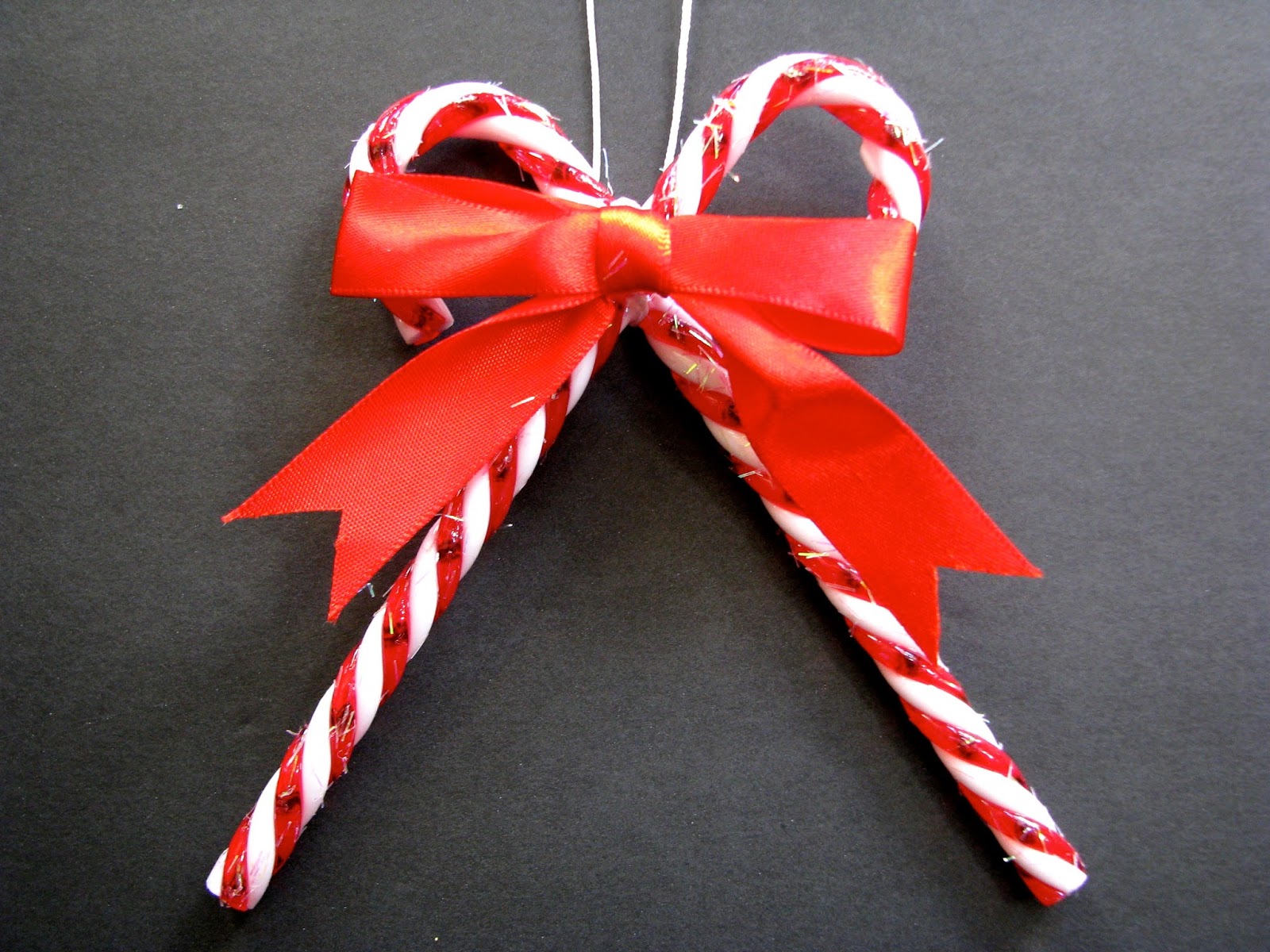 Candy Cane line on wreath