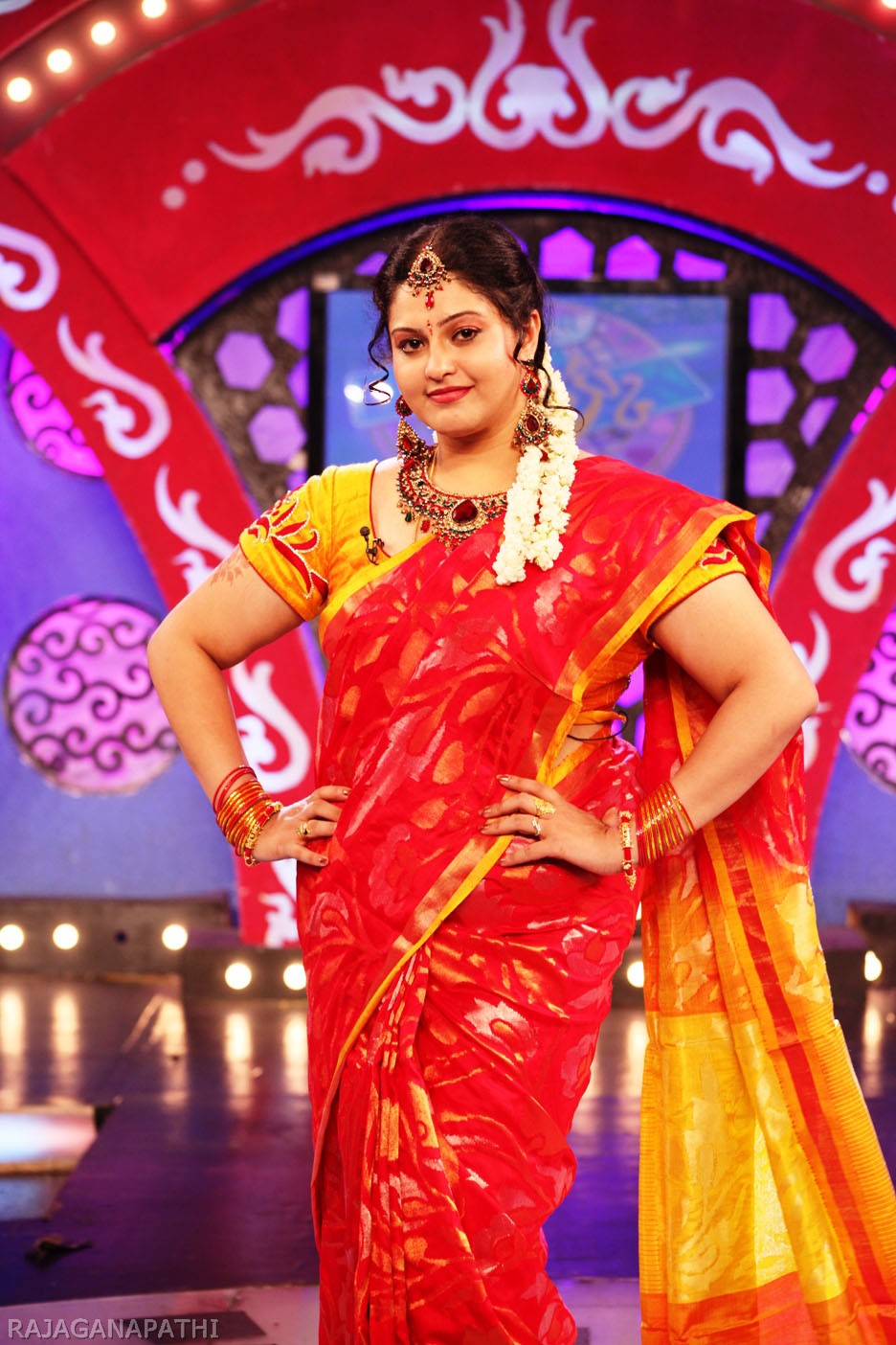 Actress Mantra Stills From Aayirathil Oruvan Zee Tamil Tv Show Gateway To World Cinema
