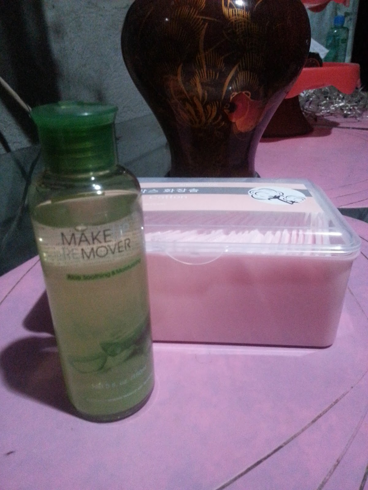 Miniso MakeUp Remover (Aloe soothing and Moisturizing waterbased cleanser)