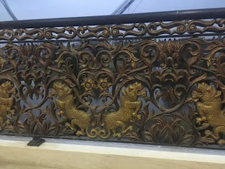spesialis pembuatan Railing balkon klasik rumah mewah dengan ornamen besi tempa khusus