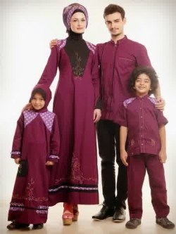 Model Baju lebaran keluarga yang sedang trend Model Baju lebaran keluarga yang sedang trend