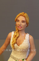 sposini torta matrimonio sposa ritratto statuine realistiche abito orme magiche