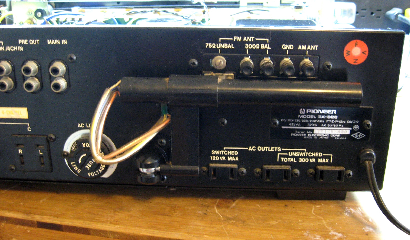 Matt's Vintage Audio Repair: Pioneer SX-828 recap and repair