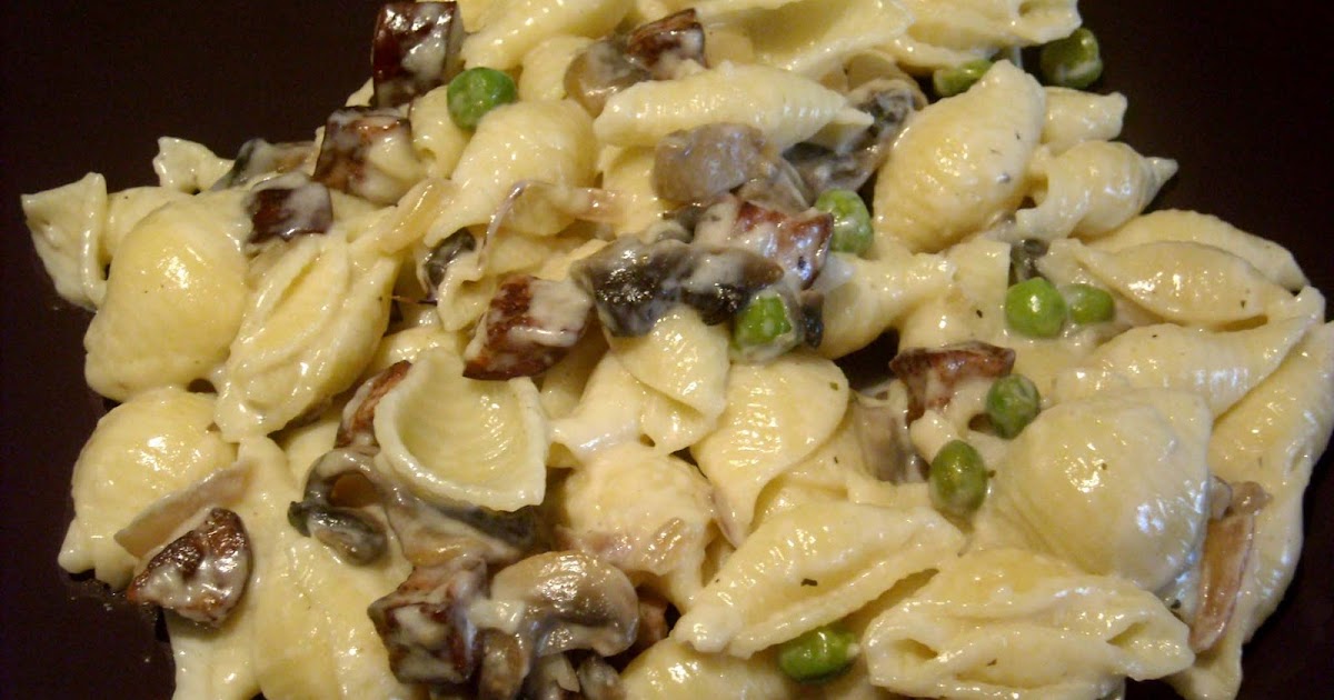 Manju's Eating Delights: Pasta Shells in white sauce with Sausage ...