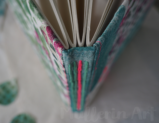 textile Bücher nach ©muellerinart