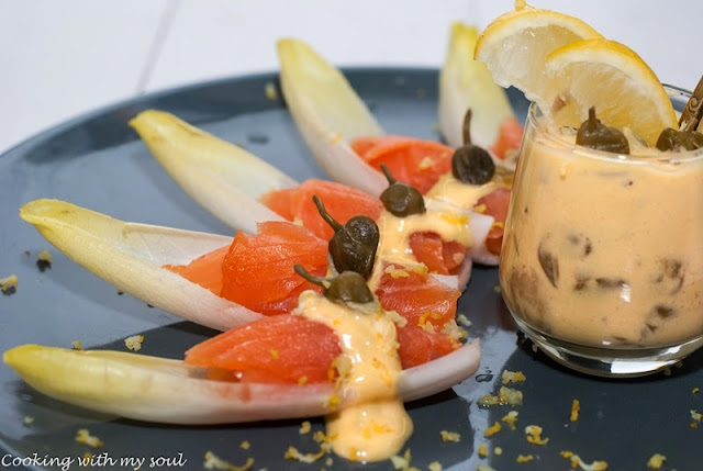 Salata de andive cu somon afumat si dresing de mustar / Endives and smoked salmon salad with mustard dressing