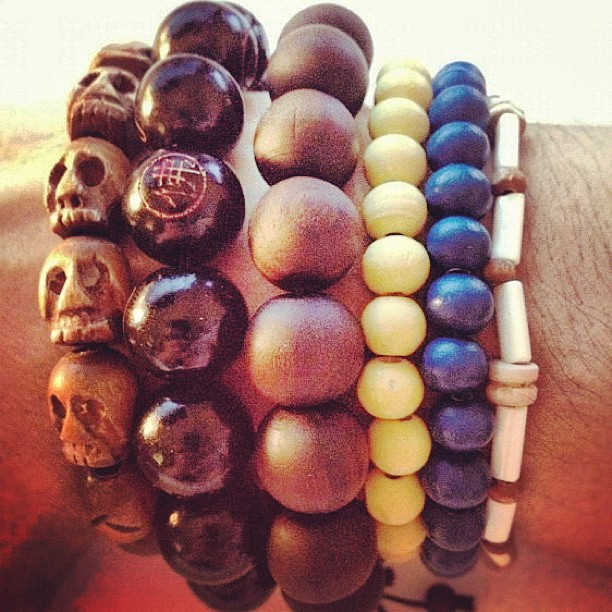 F.A.M.E How To Wear Wrist Accessories ( Man's edition )