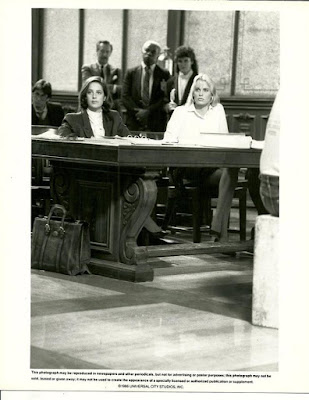 Legal Eagles 1986 Daryl Hannah Debra Winger Image 3