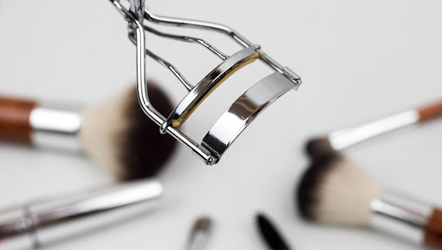 Everything You Need to Know About Lash Extensions Everything You Need to Know About Lash Extensions
