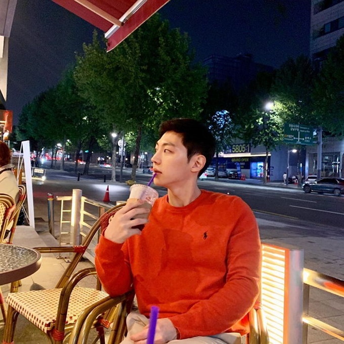 이미지에 대체텍스트 속성이 없습니다; 파일명은 s114gfdwhukiu3c6rxo4.jpg 입니다.