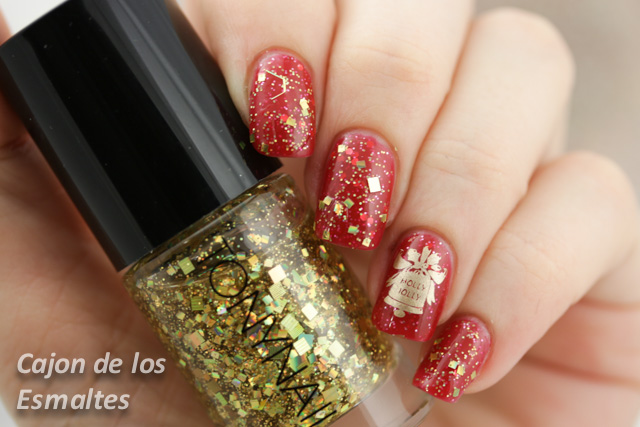 uñas navidad rojo y dorado