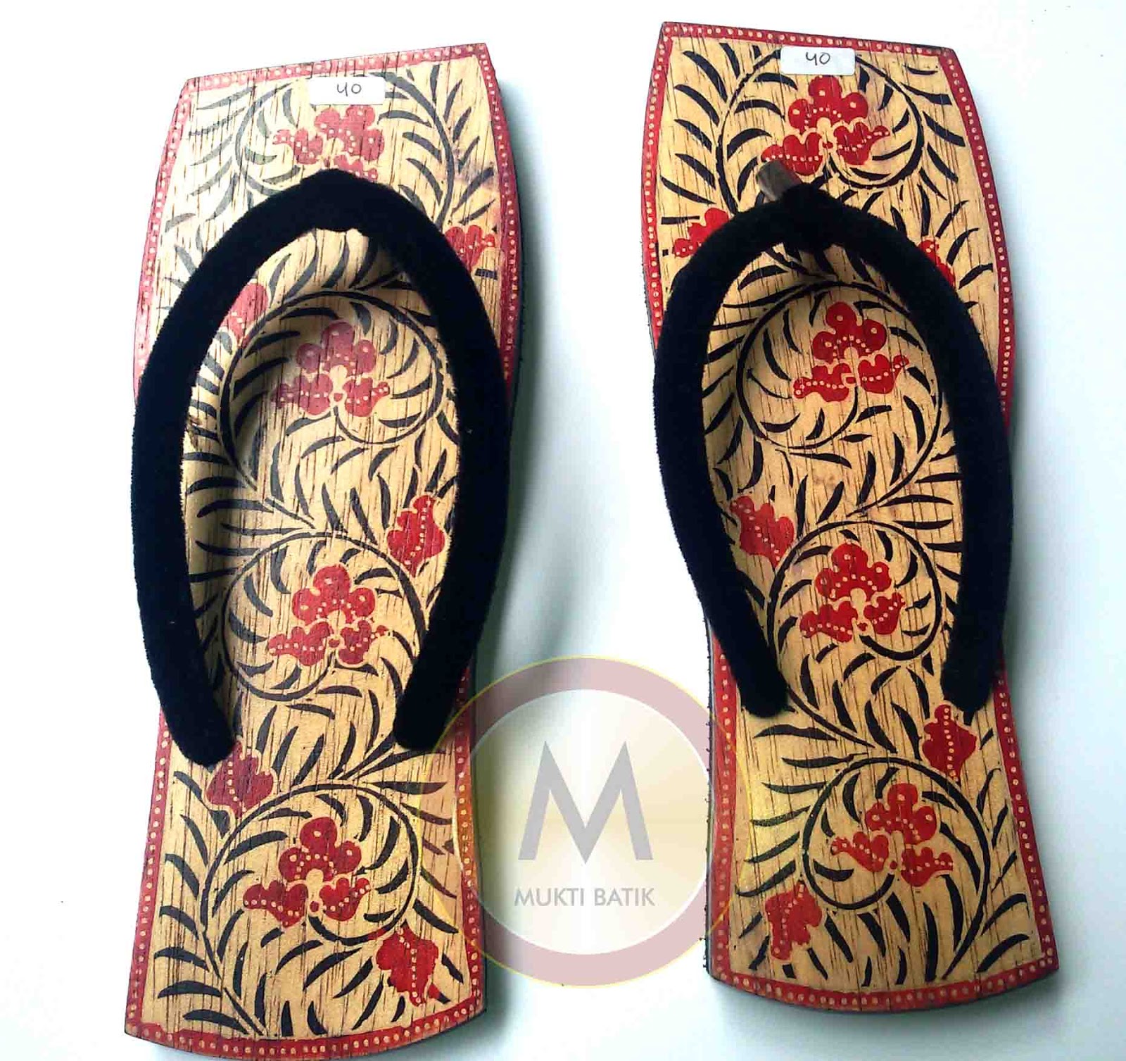 Mukti Batik Sandal batik kayu