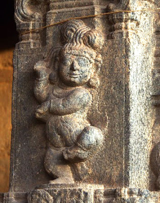 Dancing Baby Krishna. Jalakandeswarar Temple, Vellore, c.1550 CE