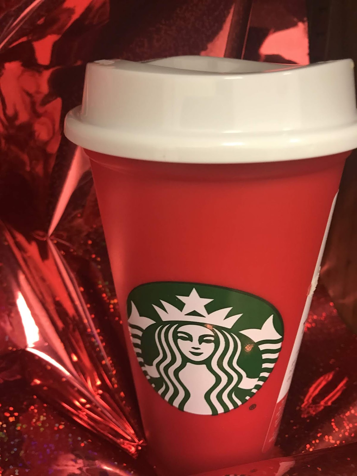 Starbucks Holiday Cups Are Here and We've Got a Starbucks