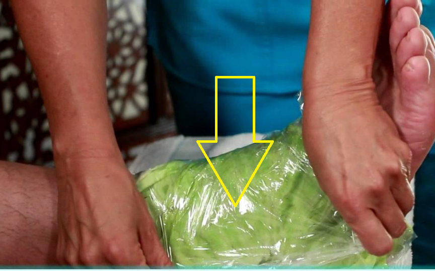 A P C S Keep Cabbage Leaves in your Feet and See the Surprising Results