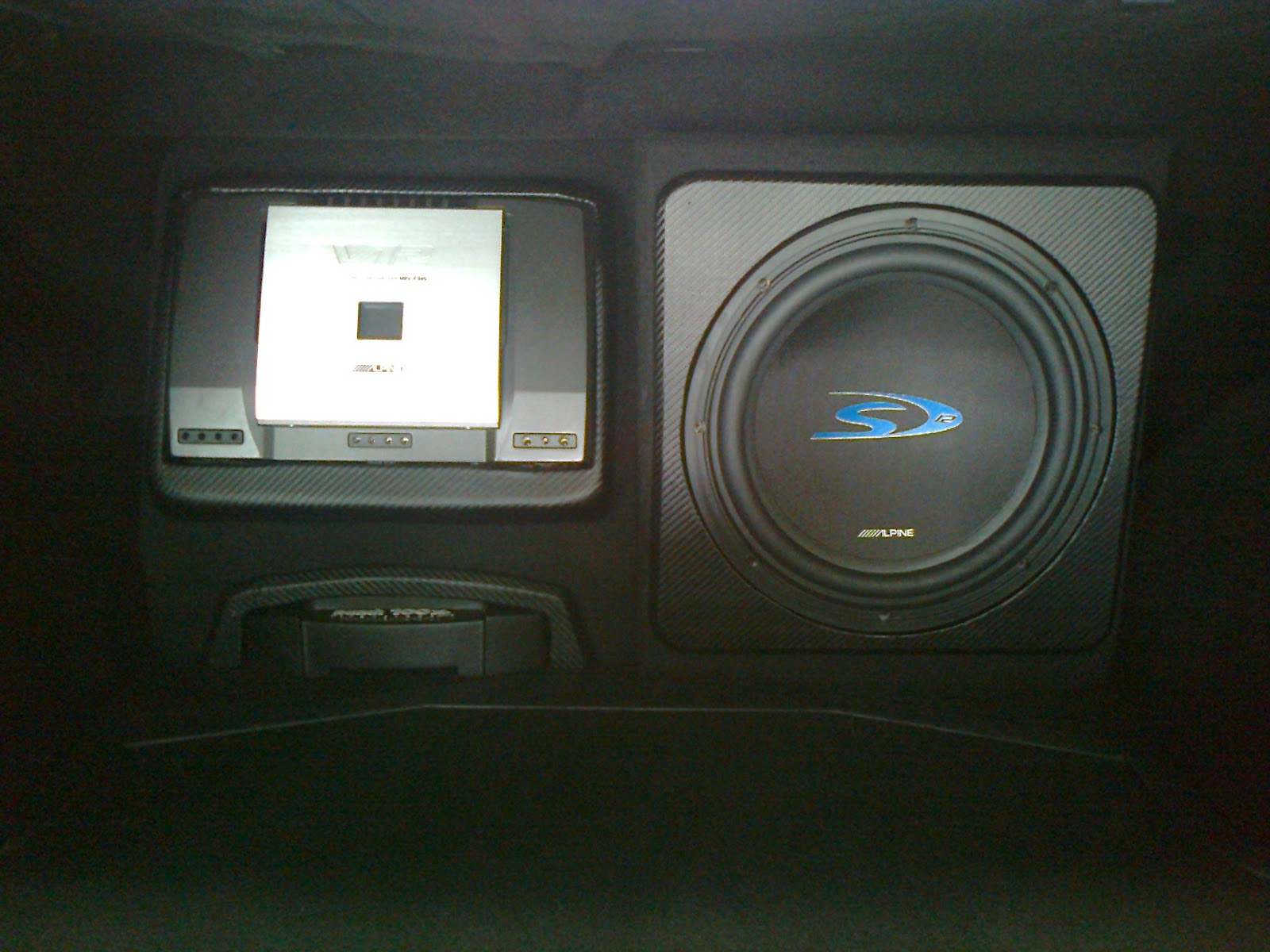 EB AUDIO lexus IS250 car audio installation custom work
