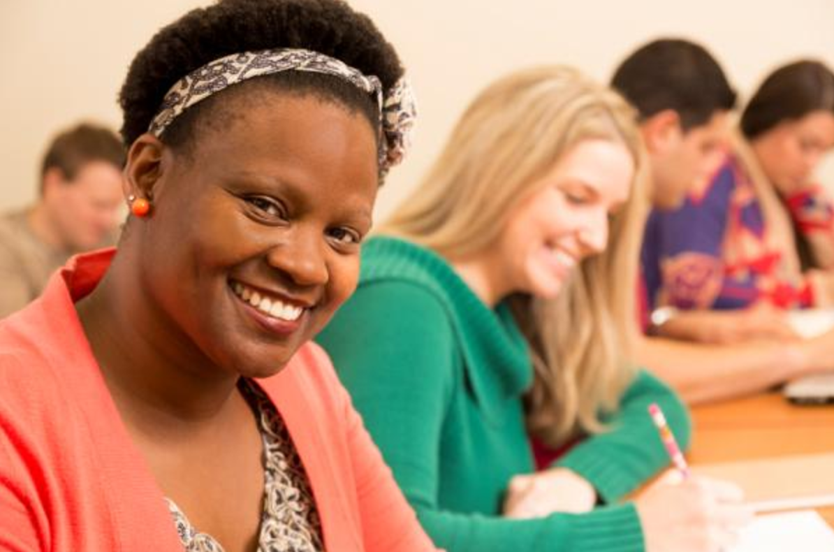 Английские студенты. Молодежь канады. Люди в колледже. Студенты на уроке. Студенты за рубежом.