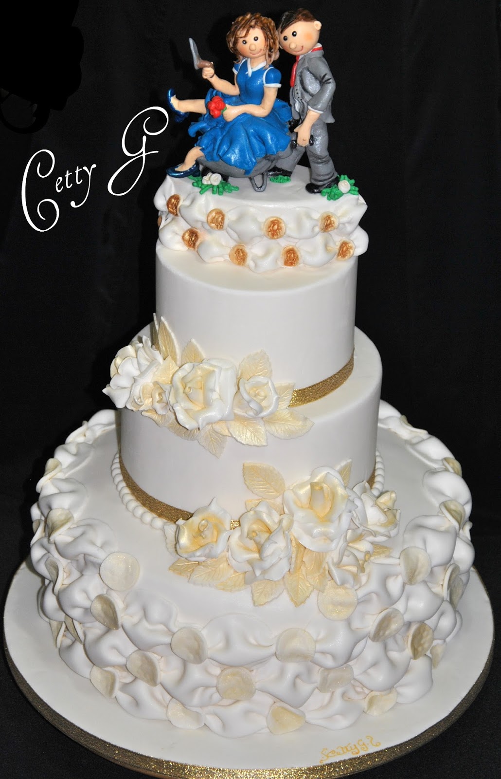 Le torte decorate di Cetty G Wedding Cake 50° anniversario...tecnica jpg (1030x1600)