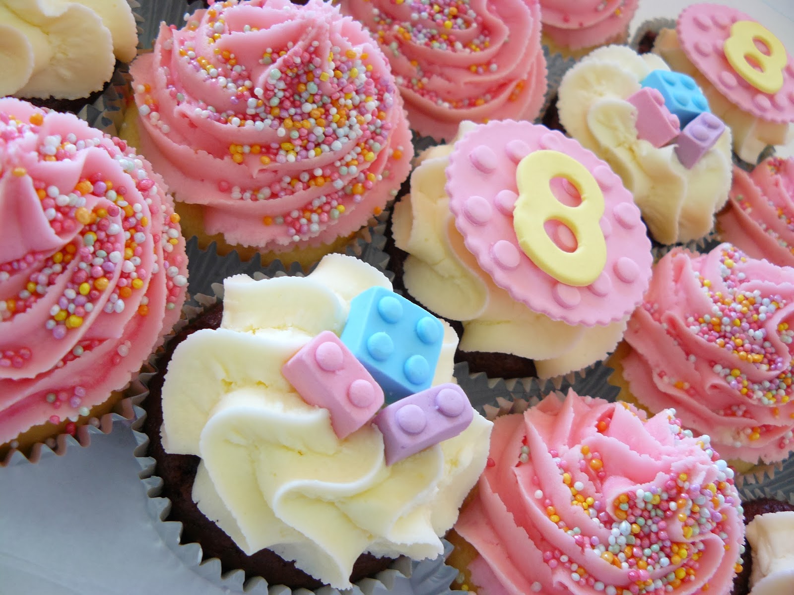 cupcake lego