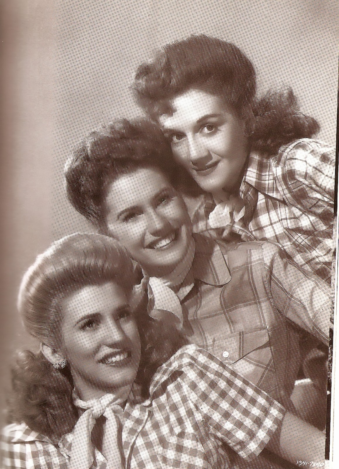 Dear Muse....: Swingin' with the Andrews Sisters (part 2)