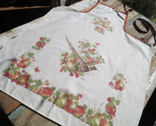 https://www.etsy.com/listing/266021737/vintage-apron-with-pheasant-apples