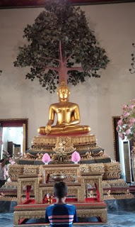 Bangkok, Wat Suthat. Bangkok, Wat Suthat.