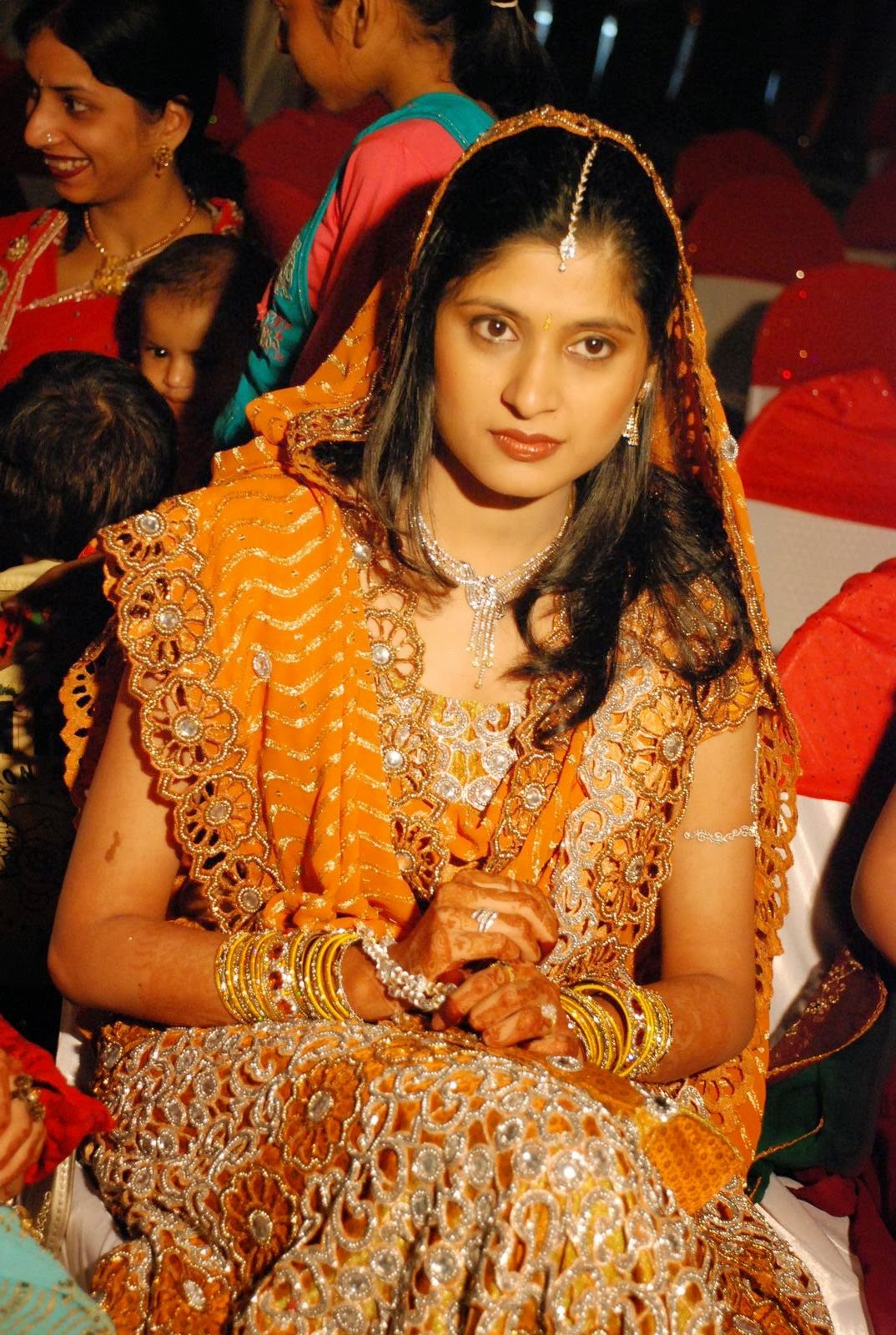 Beautiful Desi Sexy Girls Hot Videos Cute Pretty Photos: Pakistani