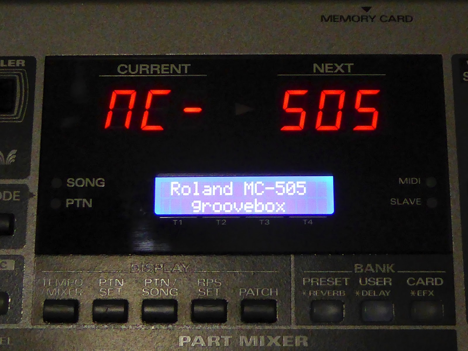Roland MC-505 LCDディスプレイを交換する