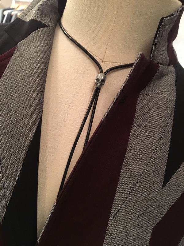 REATS TAILOR ZAZOUS Loop Tie REATS TAILOR ZAZOUS Loop Tie