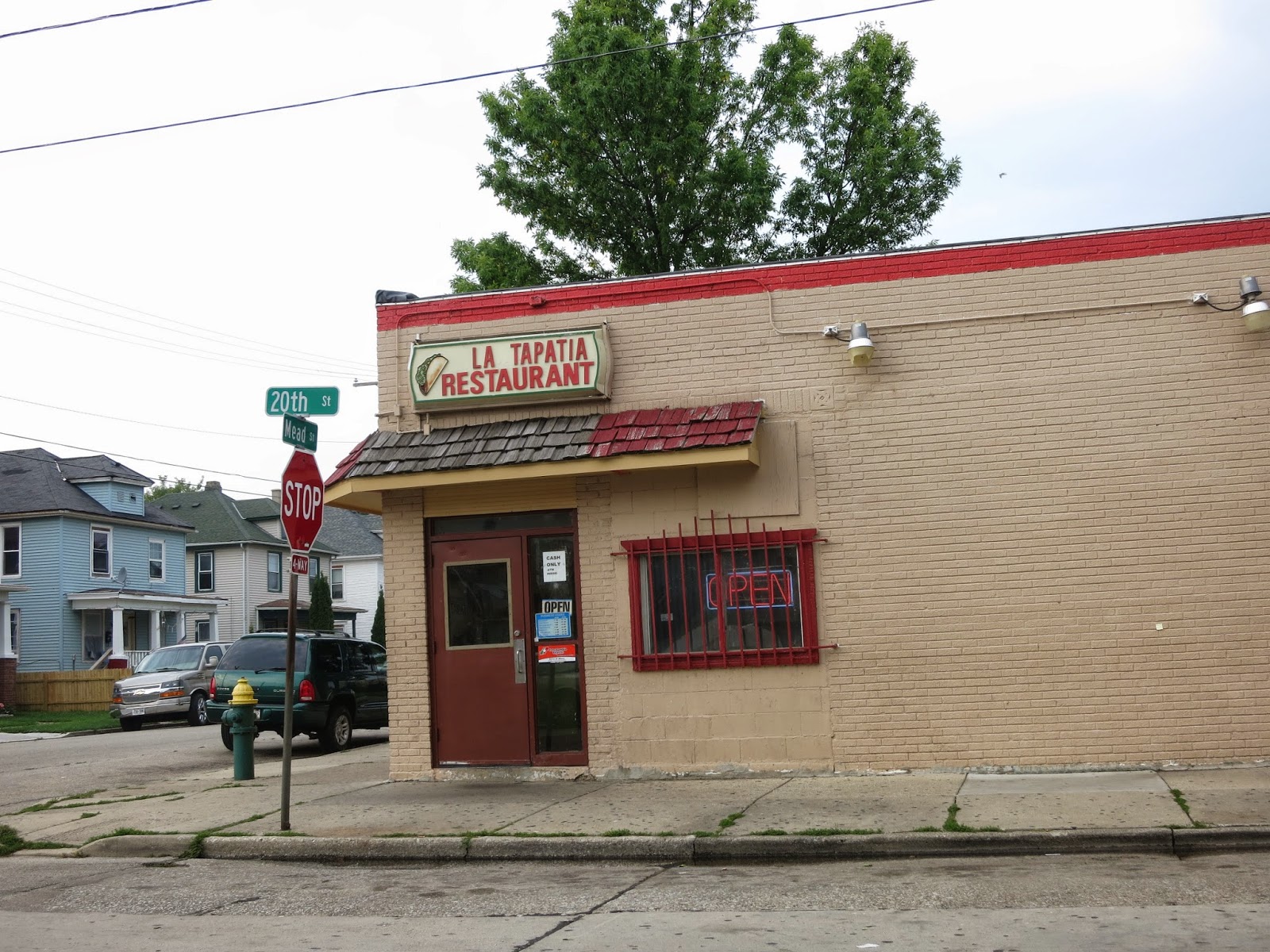 Smokin' Chokin' and Chowing with the King Racine Wisconsin Taco Tour