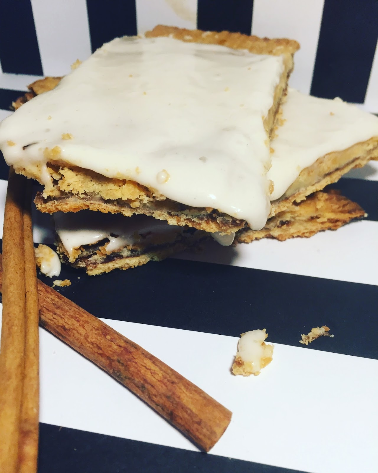 Maple Brown Sugar Cinnamon Pop Tarts