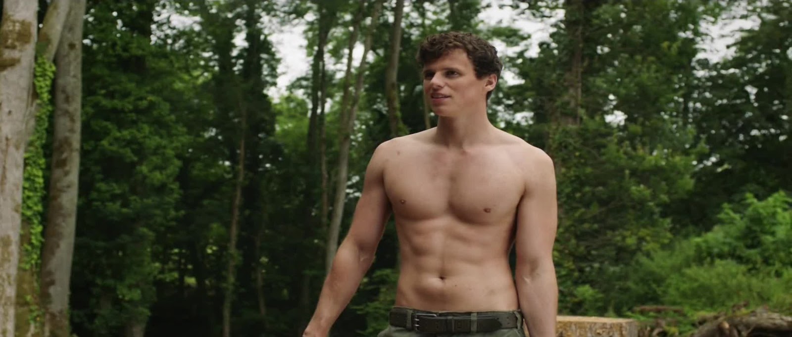 The Stars Come Out To Play Ruairi OConnor Shirtless In Delicious.