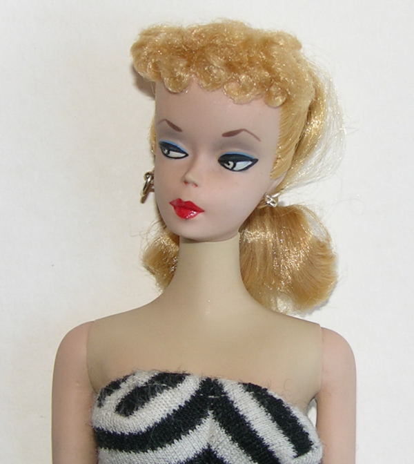 Saks Avl opnåelige Bytes: Barbie: Klaus and Millicent
