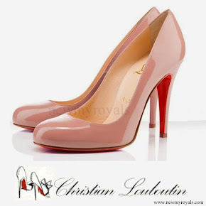 Christian-Louboutin-Simple-Pump.jpg