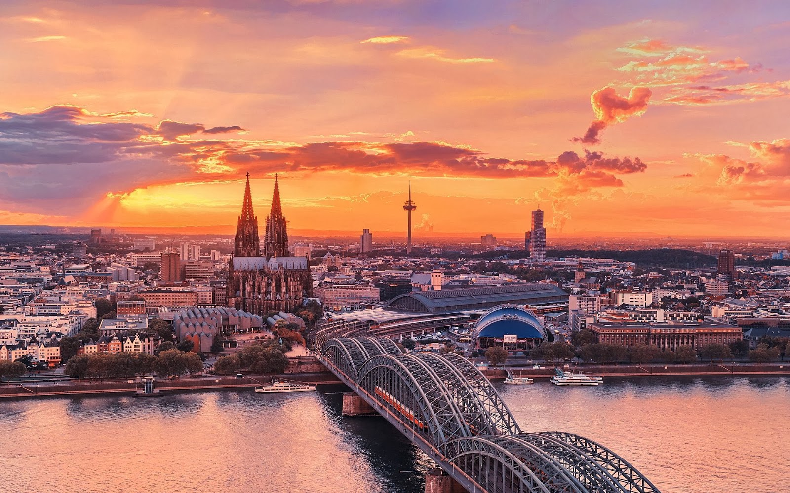 Cologne the best places to travel Germany - Beautiful Traveling Places