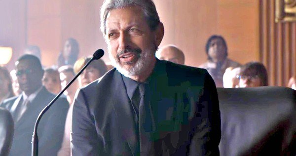 Ian Malcolm (Jeff Goldblum) dans Jurassic World 2, réalisé par Juan Antonio Bayona (2018) Ian Malcolm (Jeff Goldblum) dans Jurassic World 2, réalisé par Juan Antonio Bayona (2018)
