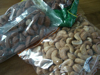 N%25C3%25B6tter%2Boch%2Bmandlar%2B%25282%2529 - Trevliga nötfakta: nötter ger bra fettförbränning