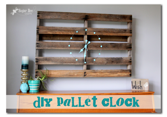 DIY Pallet Clock